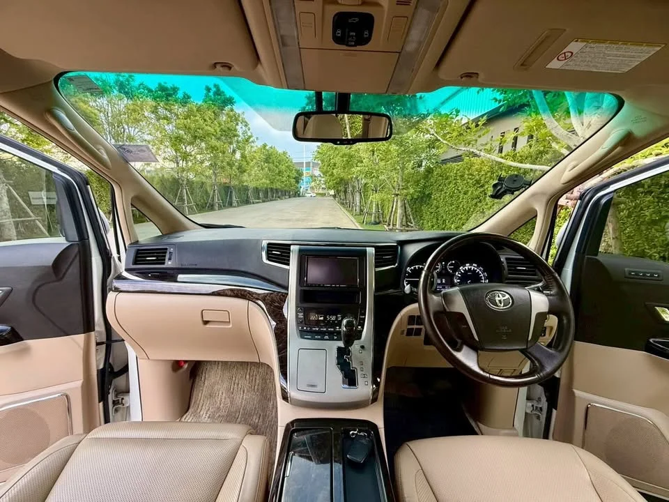 2013 Toyota Alphard, Vellfire II (AH20) 3