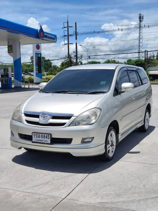 2008 Toyota Innova I 2