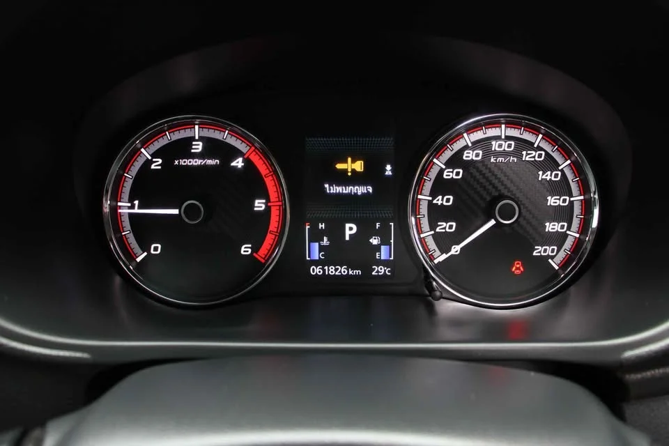 2022 Mitsubishi Triton V 2