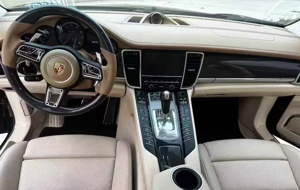 2014 Porsche Panamera I 2