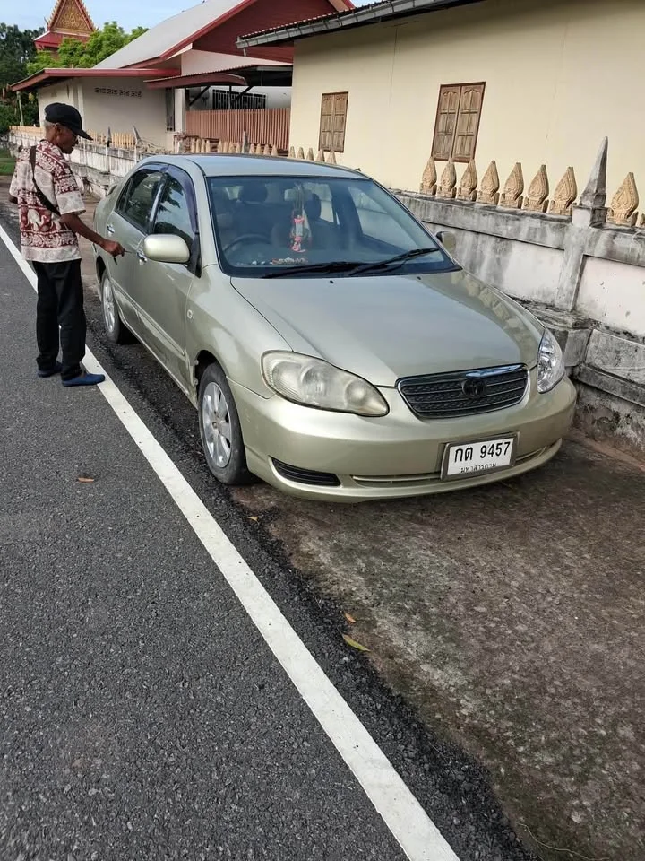 2005 Toyota Corolla Altis IX (E120) 2