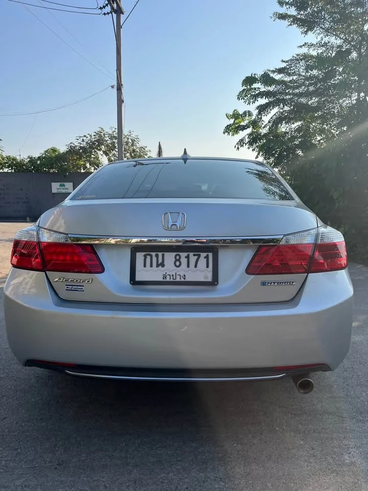 2015 Honda Accord IX 3