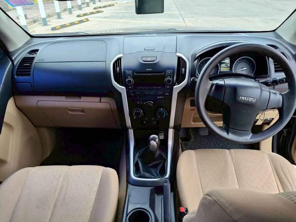 2016 Isuzu D-Max II (RT) 3