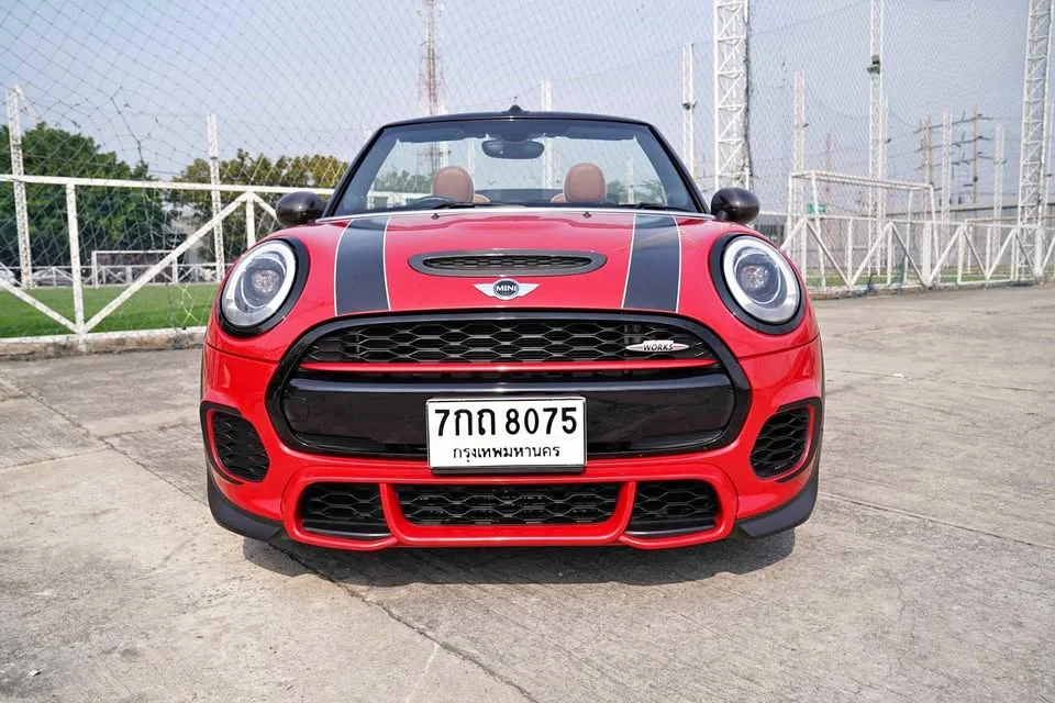 2017 Mini Cabrio III 2