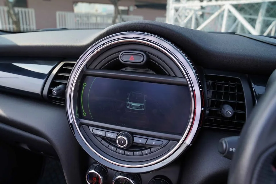 2017 Mini Cabrio III 3