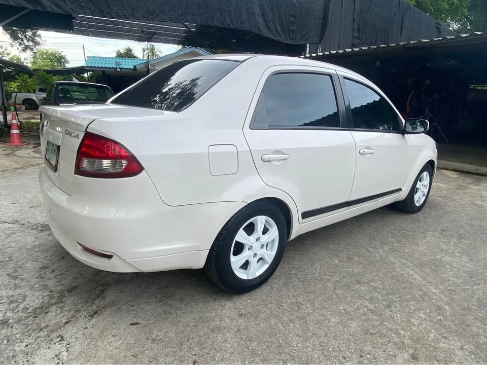 2011 Proton Saga II 3