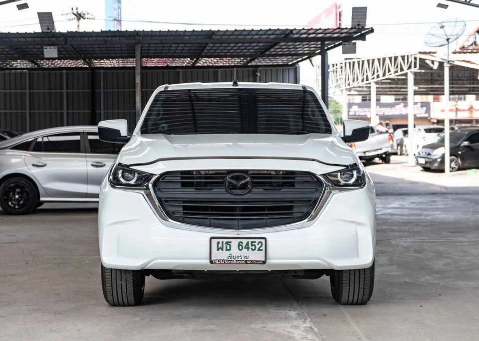 2021 Mazda BT-Series III 2