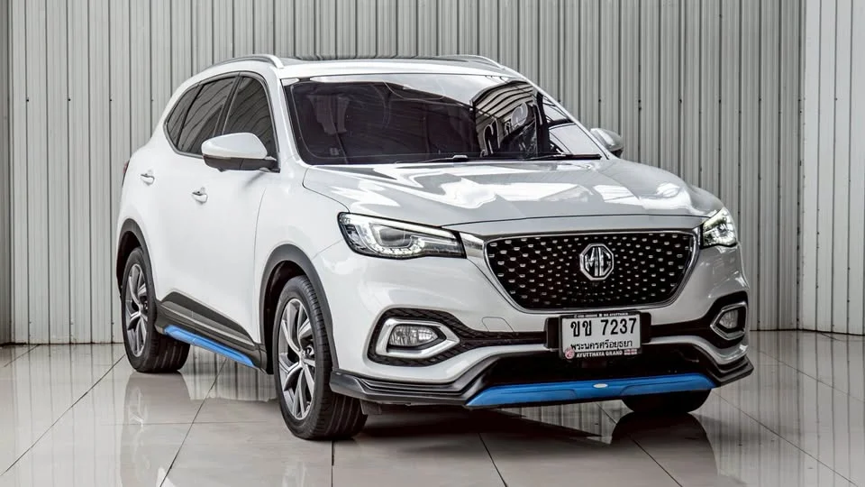 2022 MG HS 2