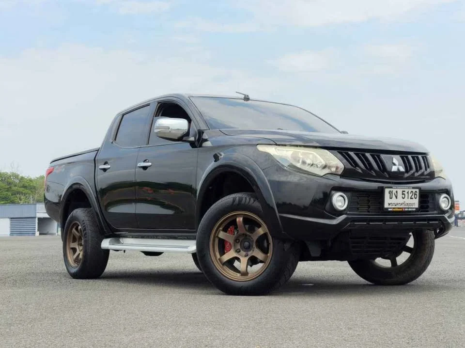 2018 Mitsubishi Triton V 2