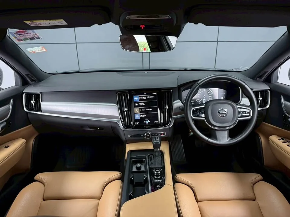 2017 Volvo S90 II 2