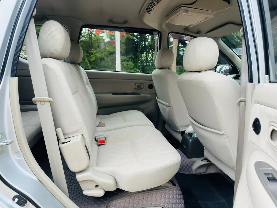 2010 Toyota Avanza I 3