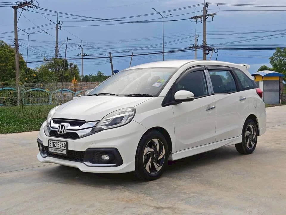 2015 Honda Mobilio II 3