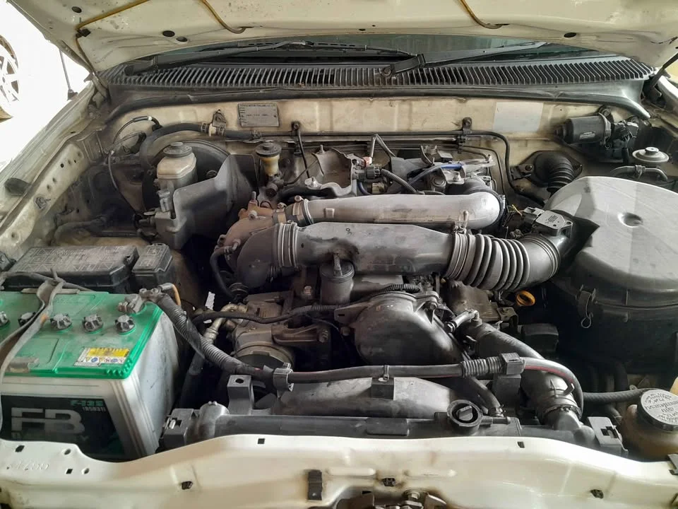 2003 Toyota Hilux Tiger VI 3