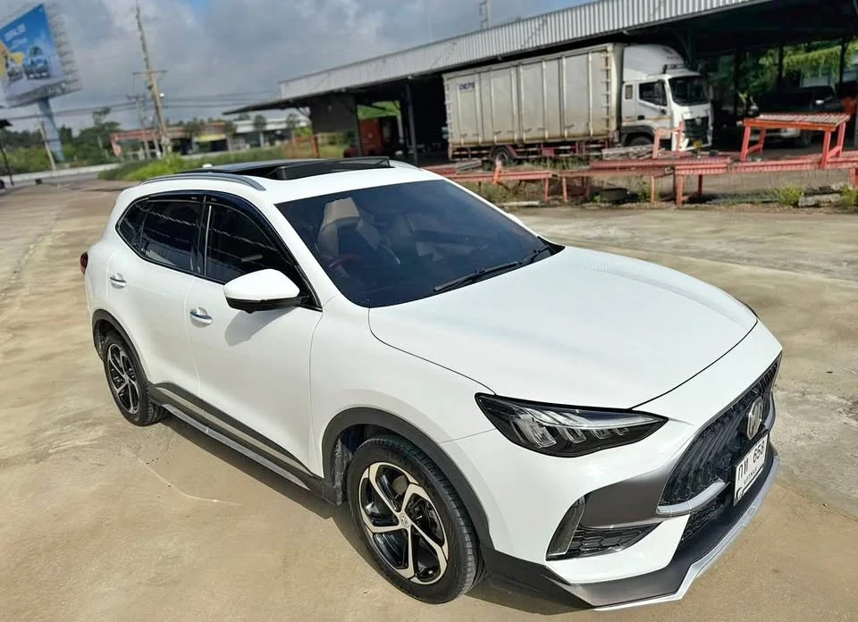 2022 MG HS 3