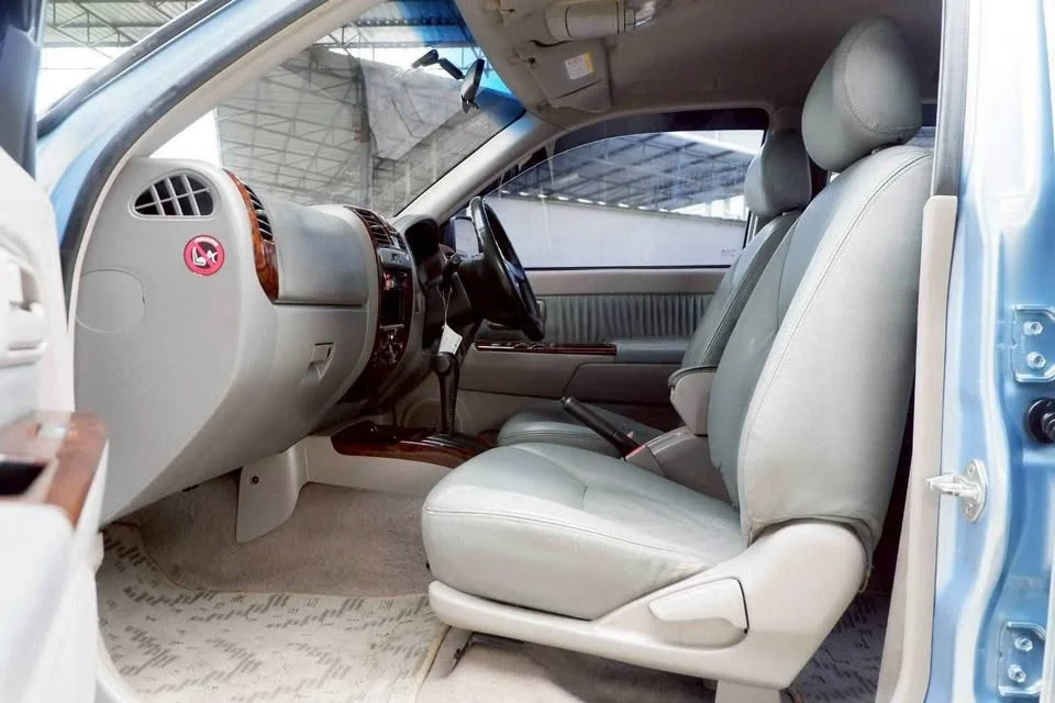 2006 Isuzu MU-7 2