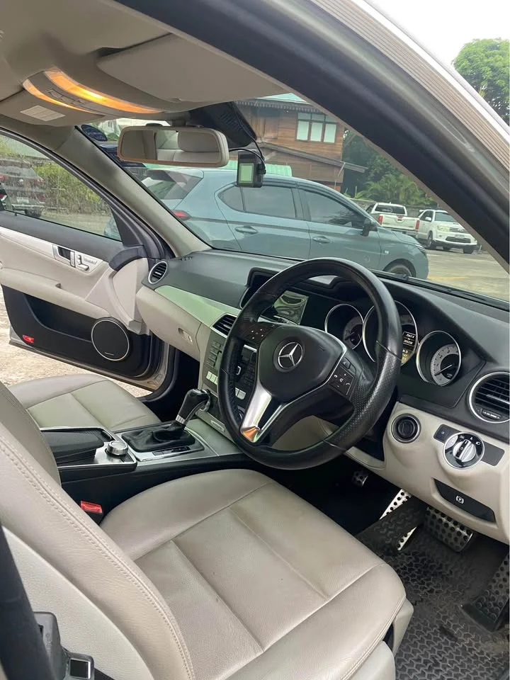 2011 Benz C-Class W204 2