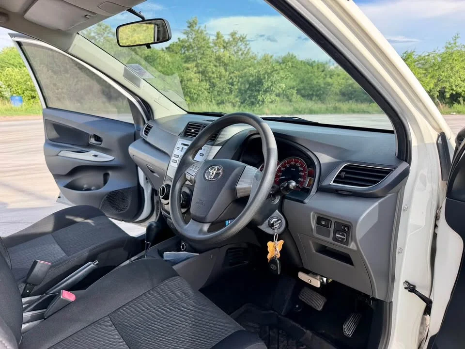 2015 Toyota Avanza II 3