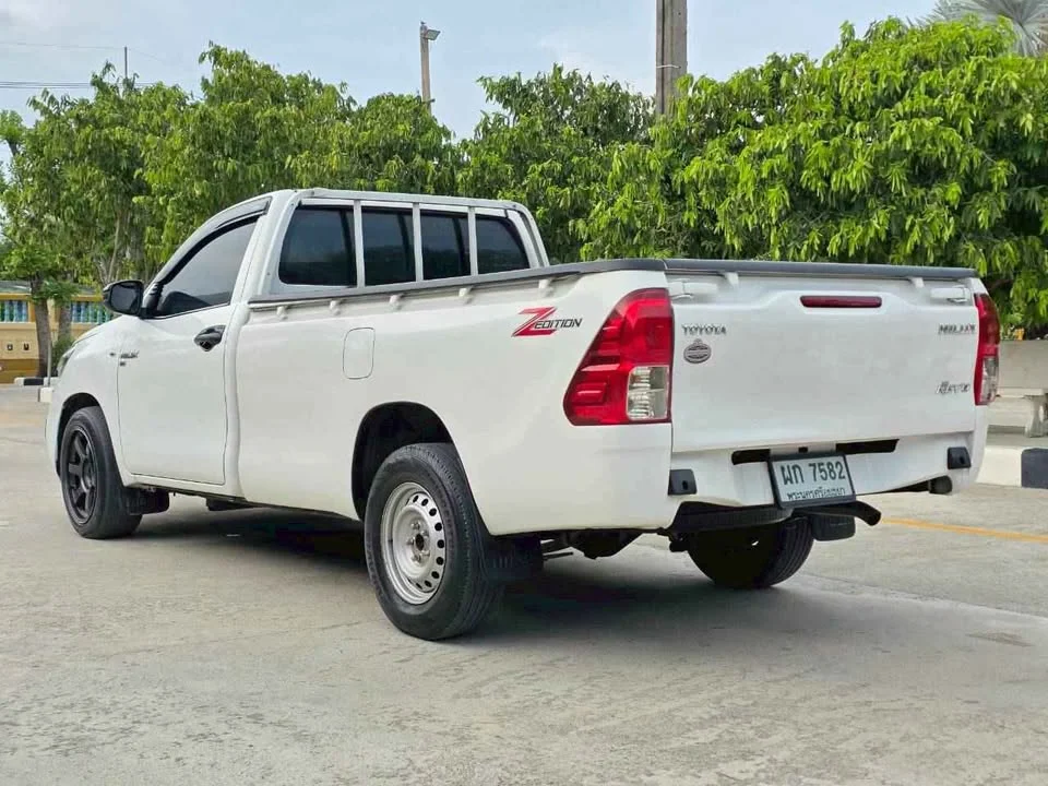 2021 Toyota Hilux VIII 3