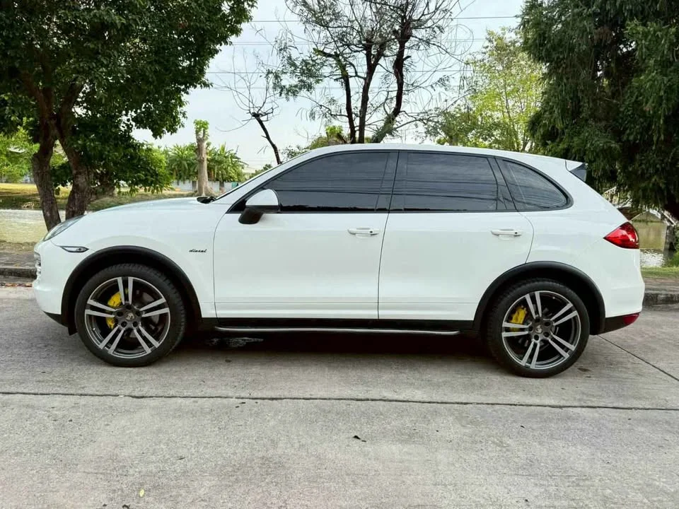 2012 Porsche Cayenne II 3
