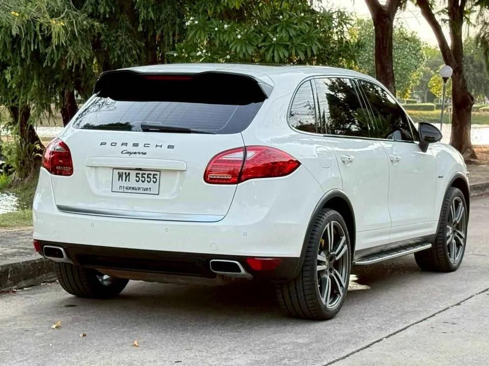 2012 Porsche Cayenne II 2