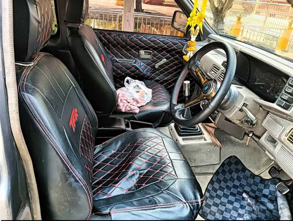1990 Isuzu TFR III 2