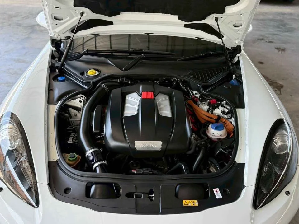 2013 Porsche Panamera I 2