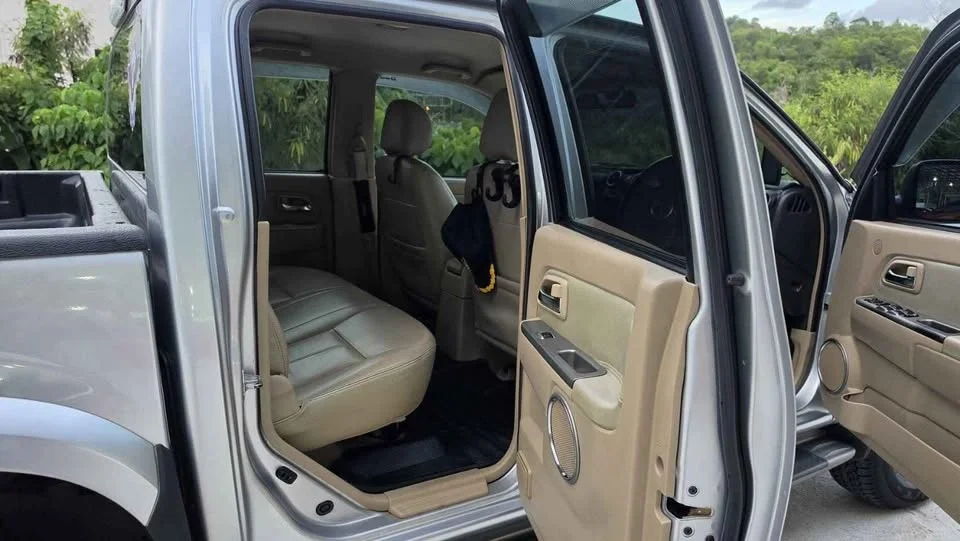 2011 Isuzu D-Max I 3