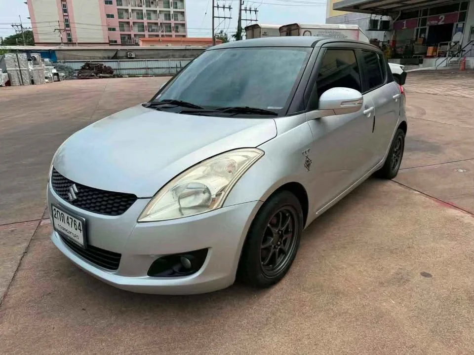 2013 Suzuki Swift II 2