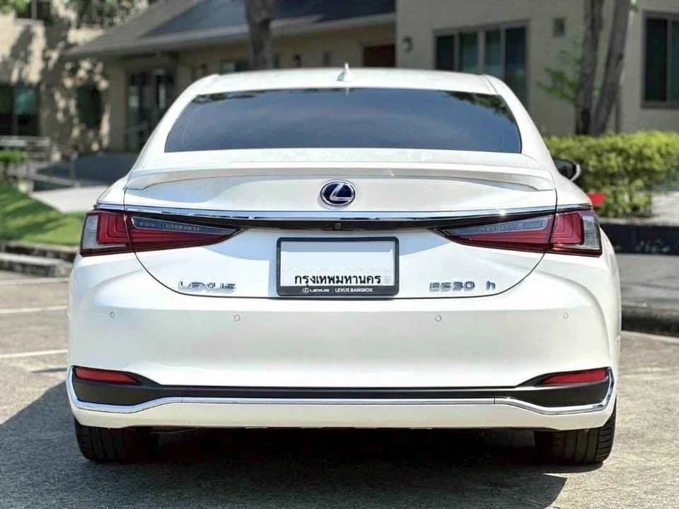 2022 Lexus ES VII 3
