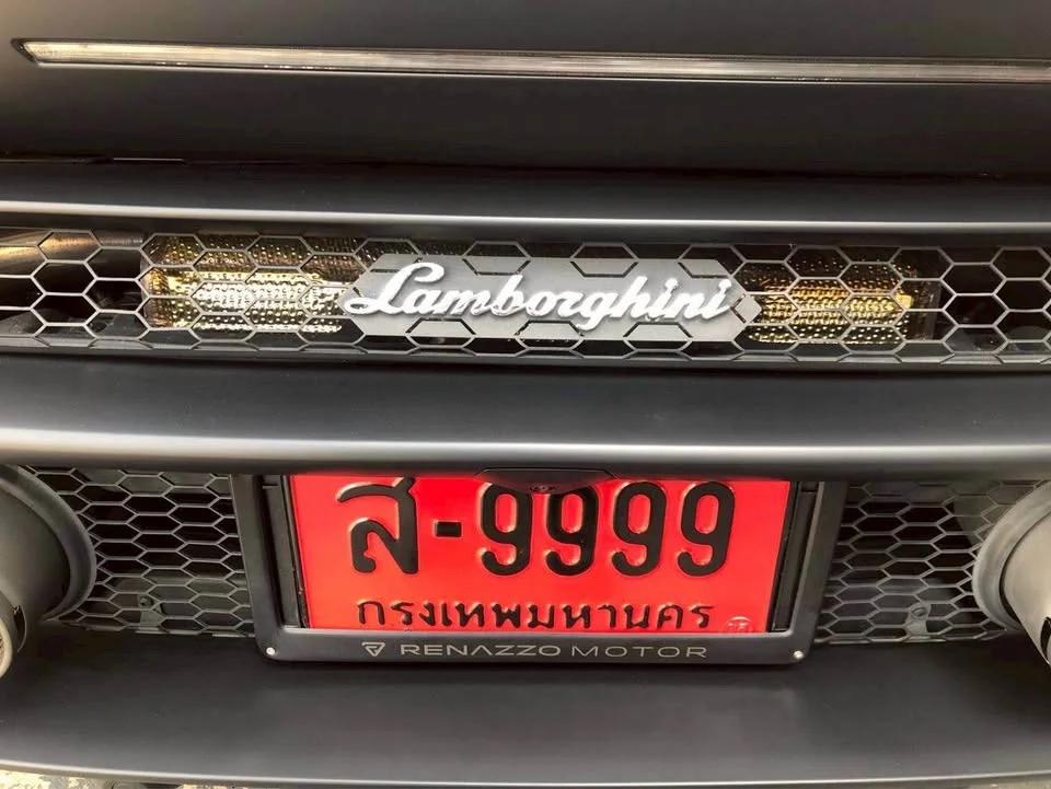2019 Lamborghini Huracan 2