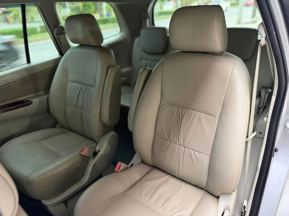 2015 Toyota Innova I 2