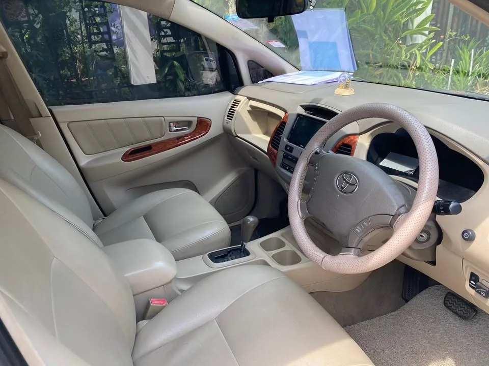 2009 Toyota Innova I 3