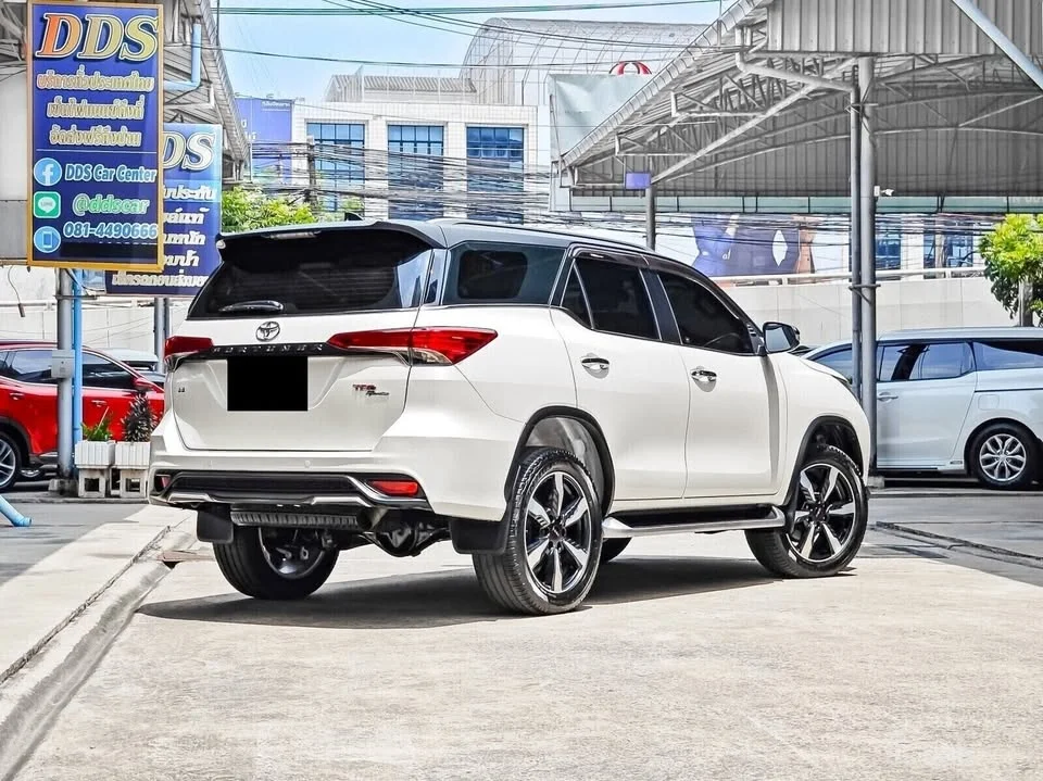 2019 Toyota Fortuner II 2