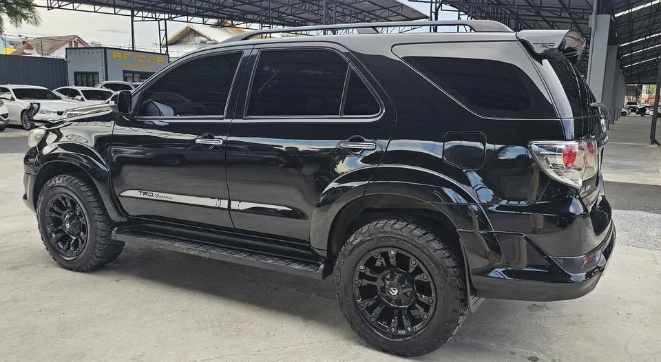 2013 Toyota Fortuner I 2