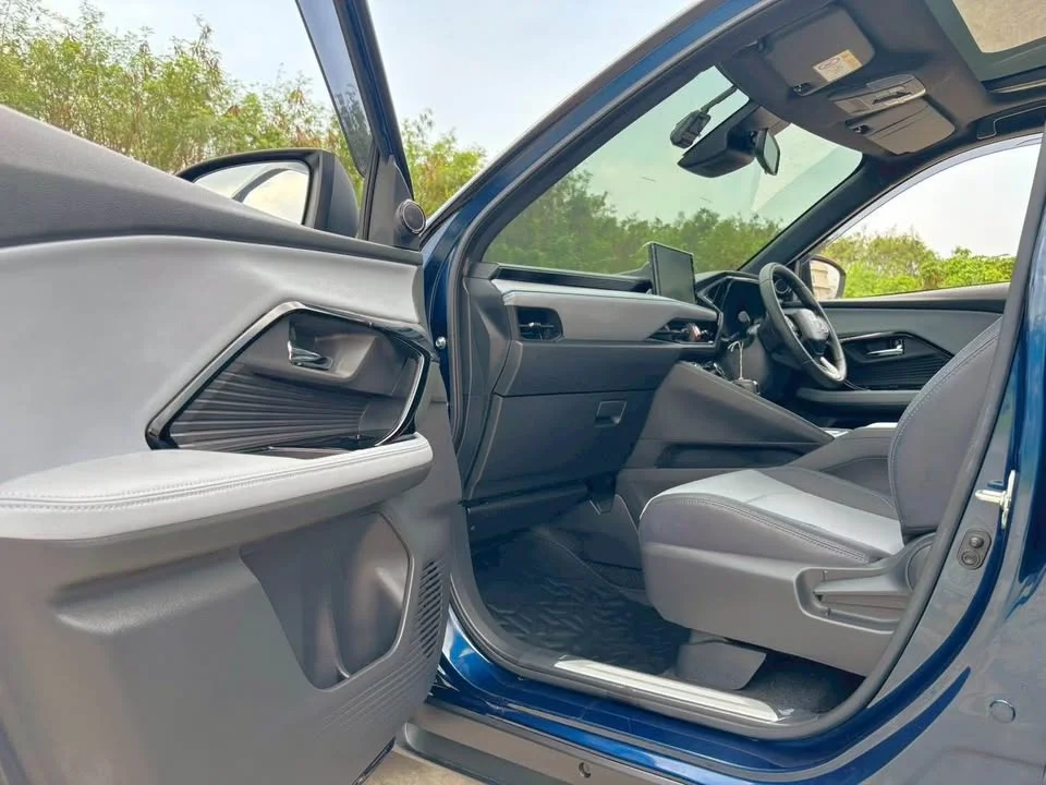 2024 Toyota Yaris Cross AC200 3