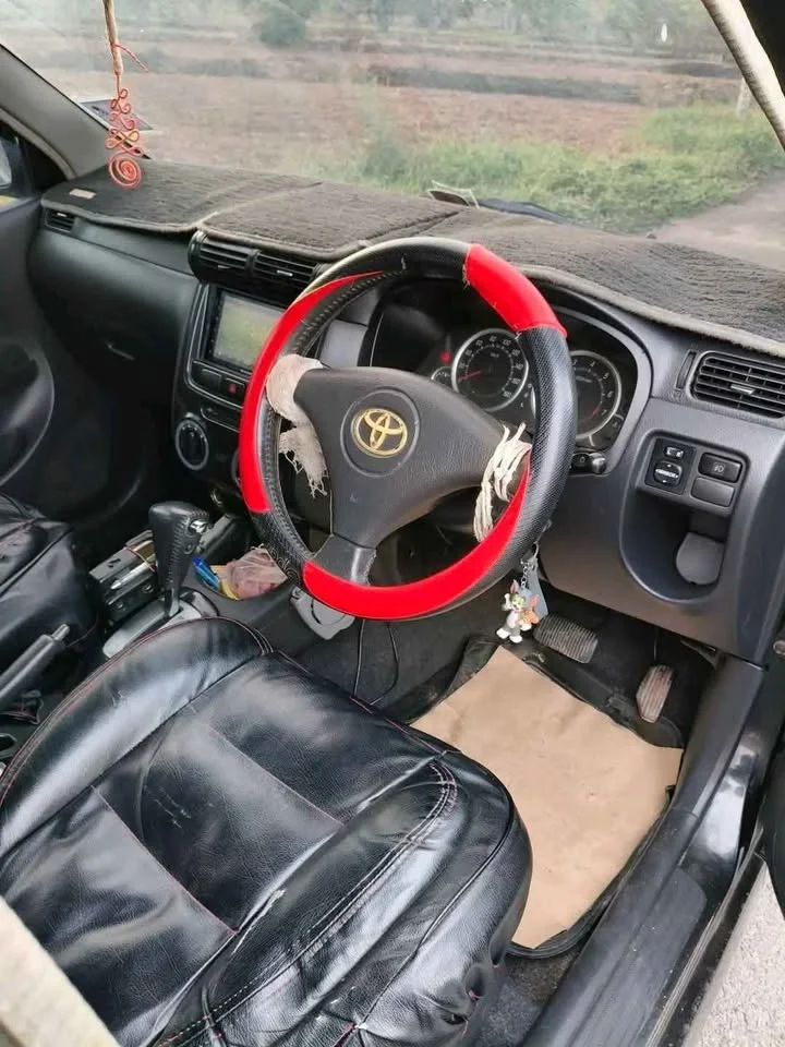 2004 Toyota Avanza I 2