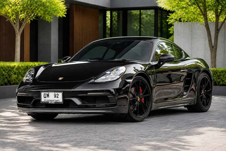 2020 Porsche 718 Boxster and Cayman IV 3