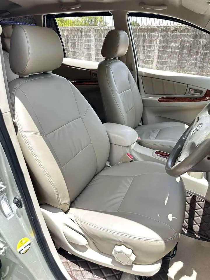 2008 Toyota Innova I 3