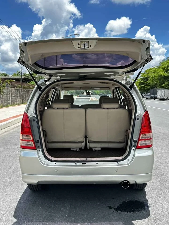 2008 Toyota Innova I 2