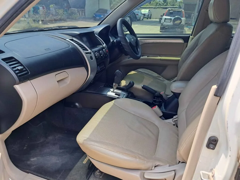 2010 Mitsubishi Pajero Sport II 3