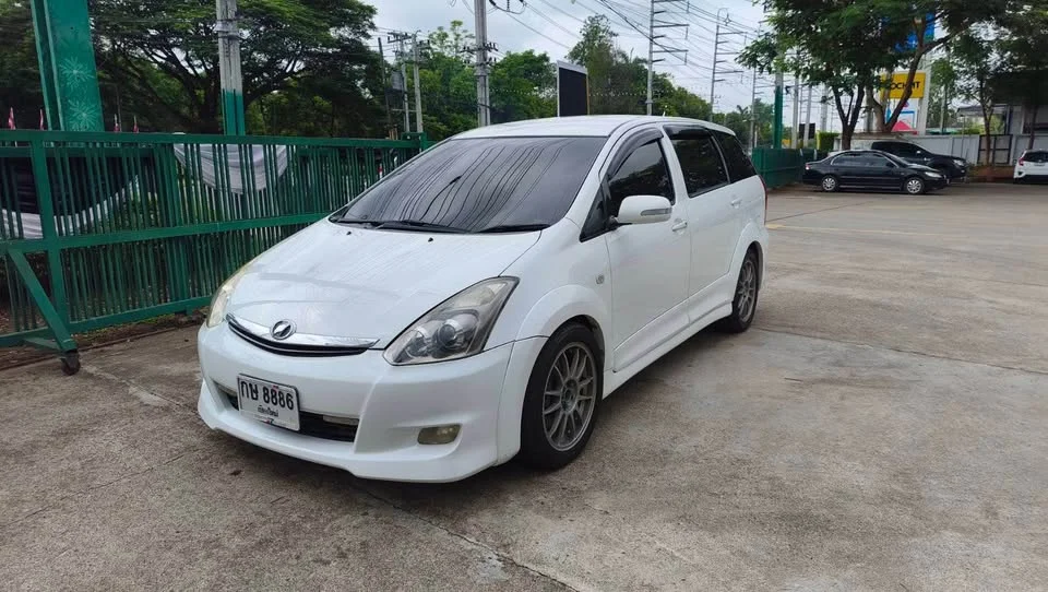 2008 Toyota Wish I 2