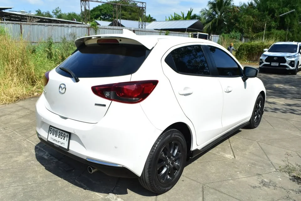 2023 Mazda 2 III 2