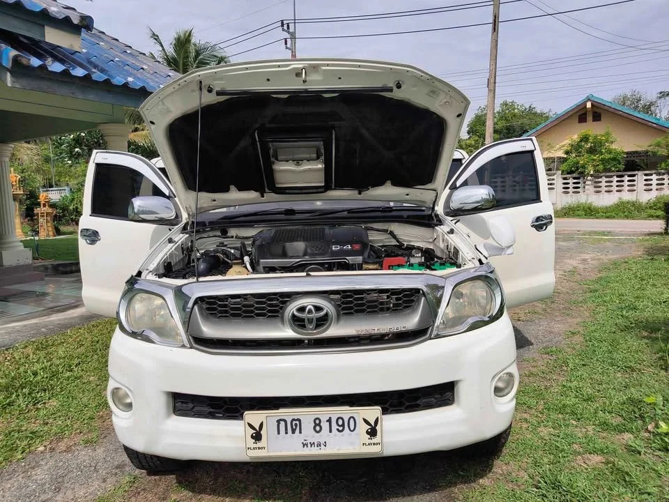 2010 Toyota Hilux VII 3
