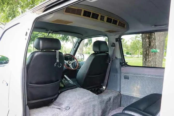 1999 Toyota Commuter IV (H100) 3