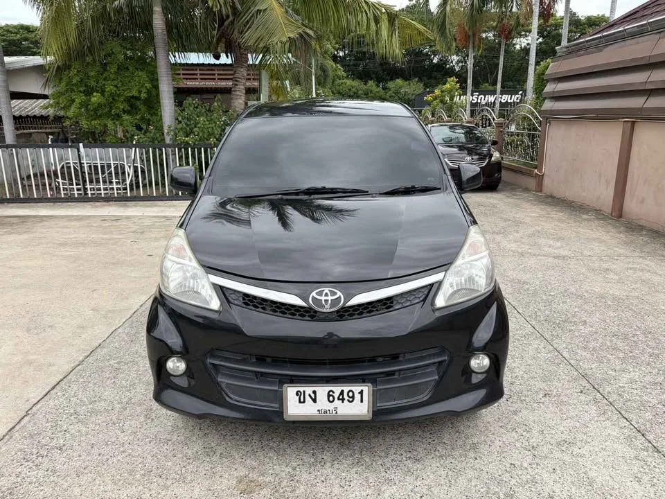 2012 Toyota Avanza II 3