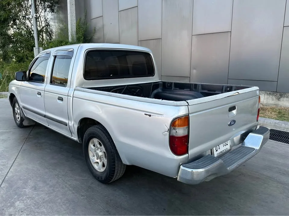 2000 Mazda 2500 Fighter V 3