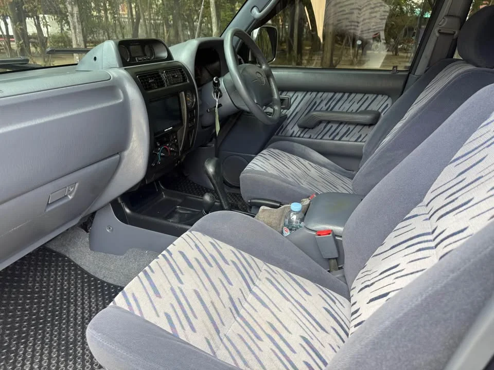 1998 Toyota Land Cruiser Prado J90 3