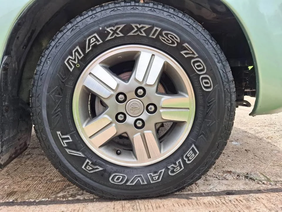2004 Toyota Fortuner I 2