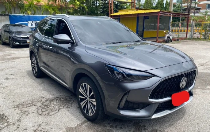2023 MG HS 3