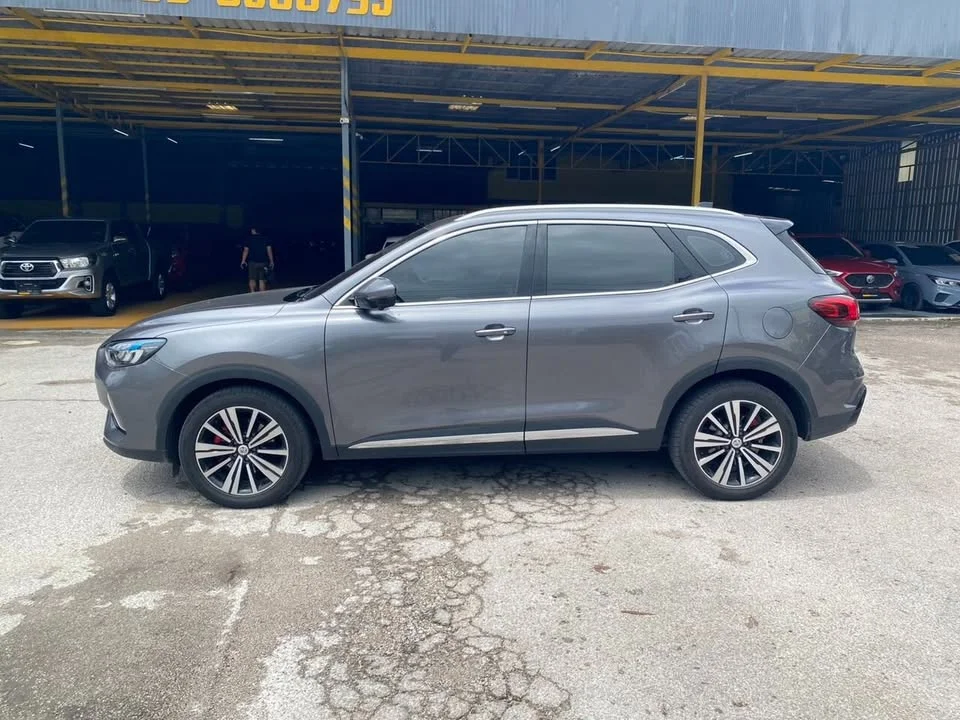 2023 MG HS 2